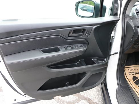Used 2023 Honda Odyssey EX-L image 14