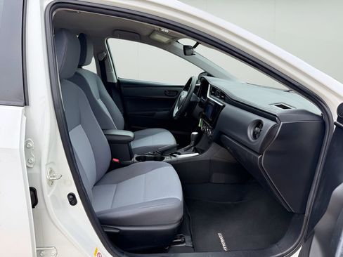 Used 2019 Toyota Corolla L FWD image 25