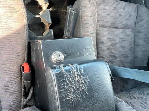 Used 2003 Jeep Wrangler X image 9