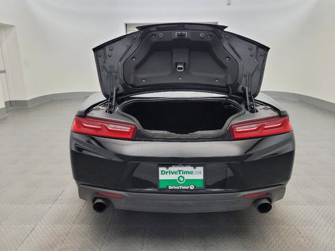 Used 2017 Chevrolet Camaro LT RWD image 29