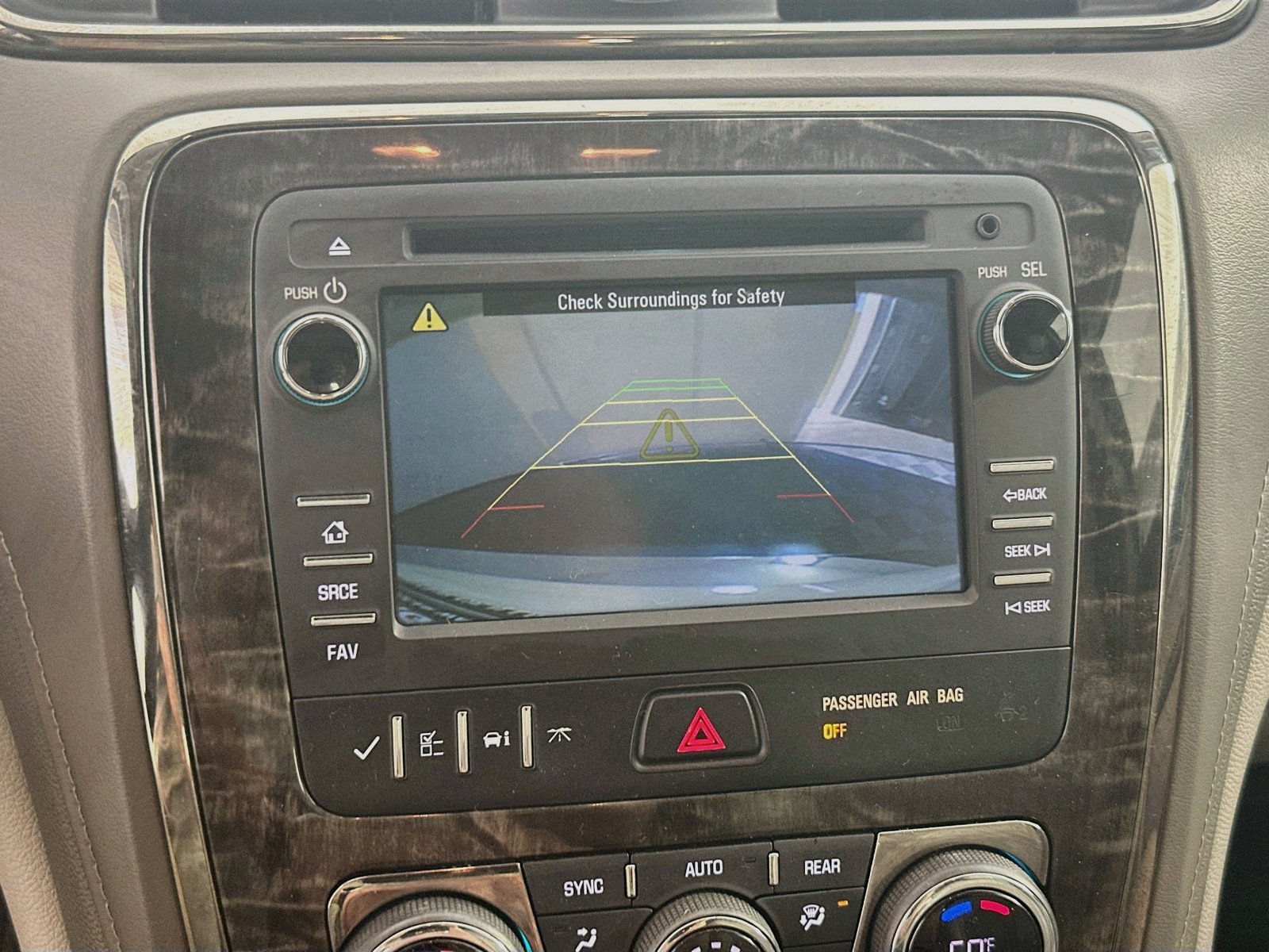 Used 2014 Buick Enclave Leather FWD image 13