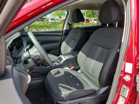 Used 2025 Hyundai Tucson SEL image 16