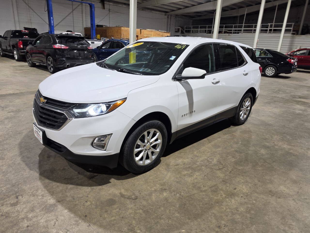 Used 2020 Chevrolet Equinox LT AWD/4WD image 1