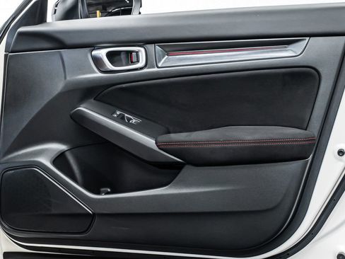 Used 2024 Honda Civic Type R image 10