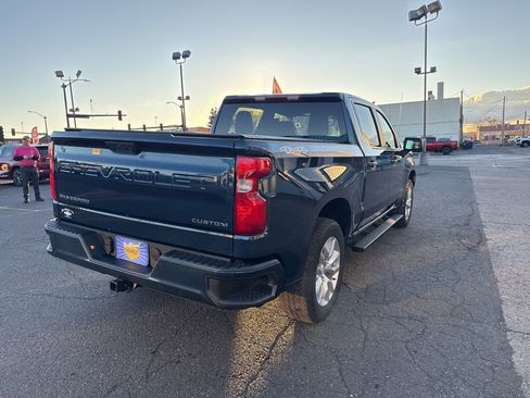 Used 2023 Chevrolet Silverado 1500 Custom image 11