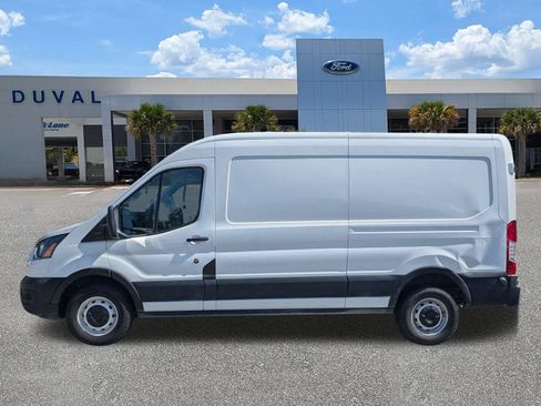 Used 2024 Ford Transit 250 148 Medium Roof RWD image 7