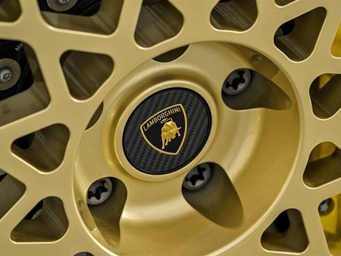 Used 2024 Lamborghini Revuelto AWD/4WD image 49