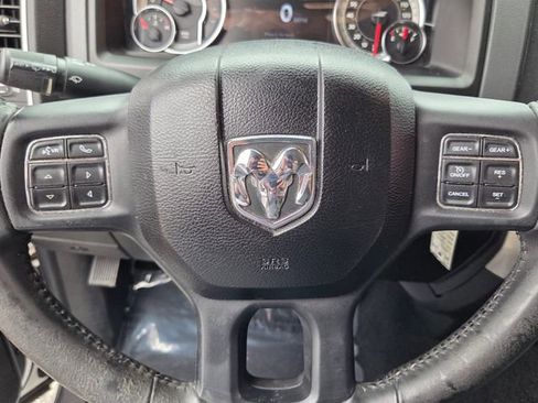 Used 2019 RAM 1500 Big Horn image 28