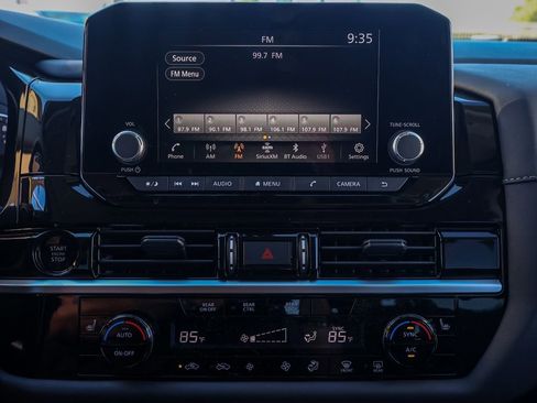 New 2025 Nissan Pathfinder SV image 29