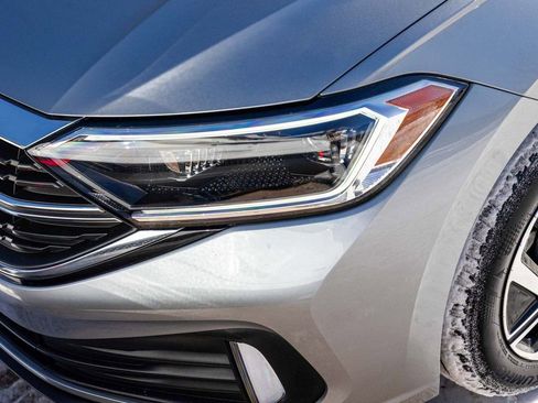 Used 2024 Volkswagen Jetta SEL image 37