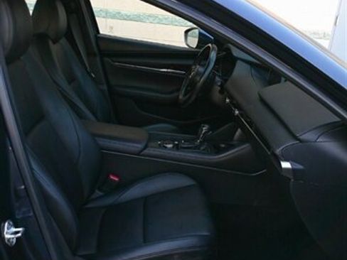 Used 2021 MAZDA MAZDA3 s image 28