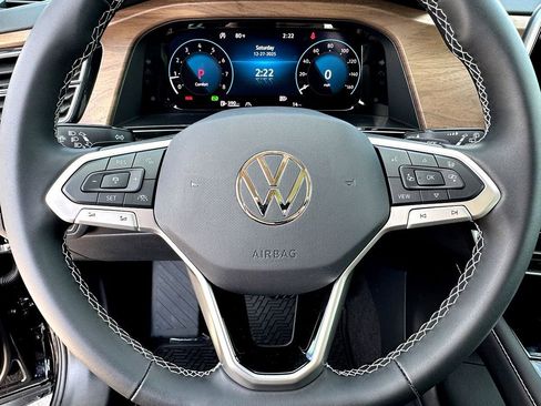 New 2026 Volkswagen Atlas SE FWD image 12