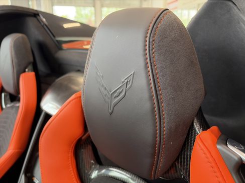 Used 2025 Chevrolet Corvette Z06 w/ Stealth Interior Trim Package RWD image 30