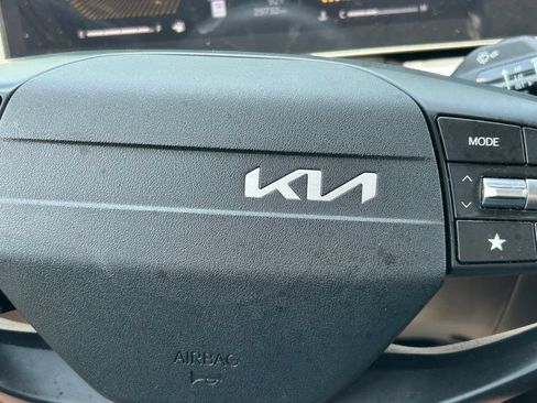 Used 2025 Kia K4 FWD image 31