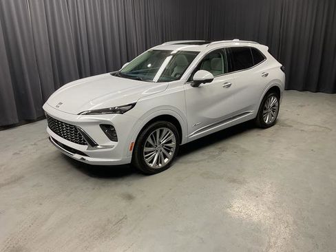 New 2026 Buick Envision Avenir image 2