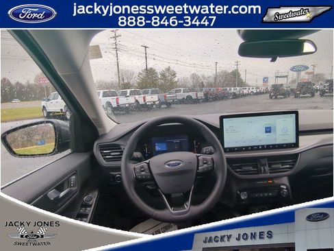 New 2026 Ford Escape SE image 14