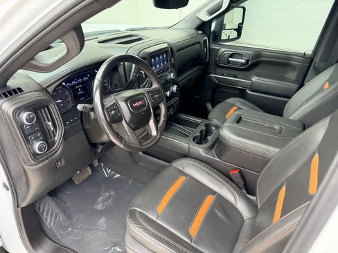 Used 2021 GMC Sierra 3500 AT4 w/ AT4 Premium Plus Package AWD/4WD image 10
