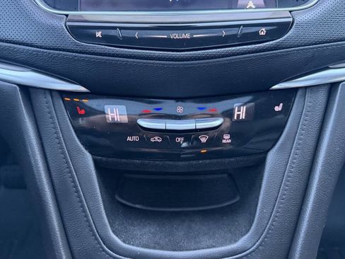 Used 2017 Cadillac XT5 Luxury w/ Driver Awareness Package image 34