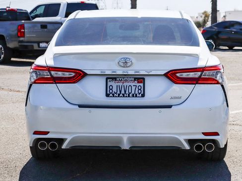 Used 2018 Toyota Camry XSE FWD image 7