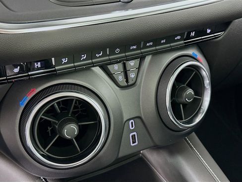 New 2025 Chevrolet Blazer LT w/ Midnight/Sport Edition image 16
