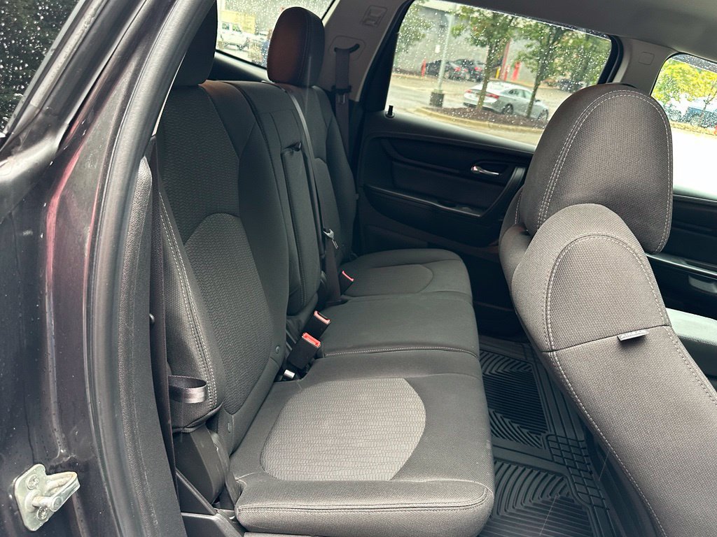 Used 2015 Chevrolet Traverse LT FWD image 28