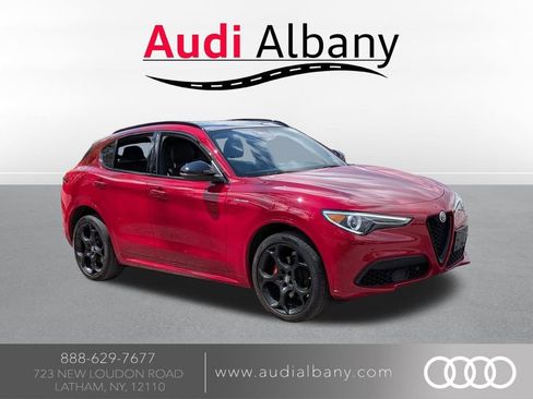 Used 2023 Alfa Romeo Stelvio Veloce AWD/4WD image 1
