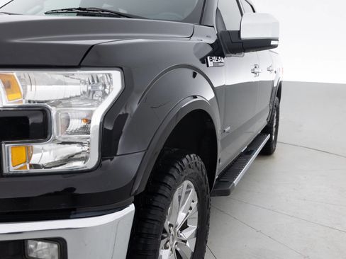Used 2016 Ford F150 Lariat image 12