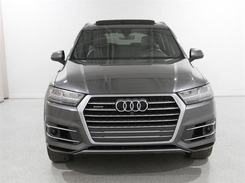Used 2019 Audi Q7 3.0T Premium Plus w/ Premium Plus Package image 2