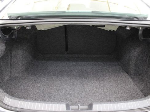 Used 2024 Volkswagen Jetta SE FWD image 27