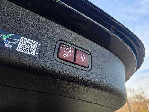 Certified 2026 Mercedes-Benz GLC 300 GLC 300 image 18