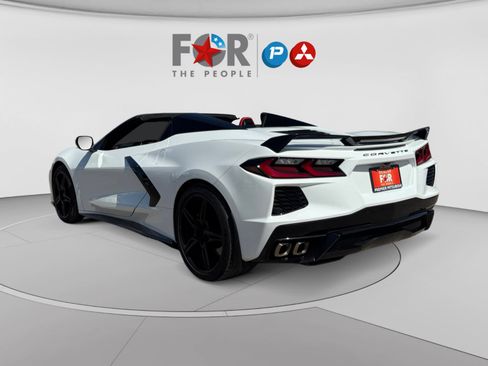 Used 2022 Chevrolet Corvette Stingray Premium Conv w/ Z51 Performance Package RWD image 3