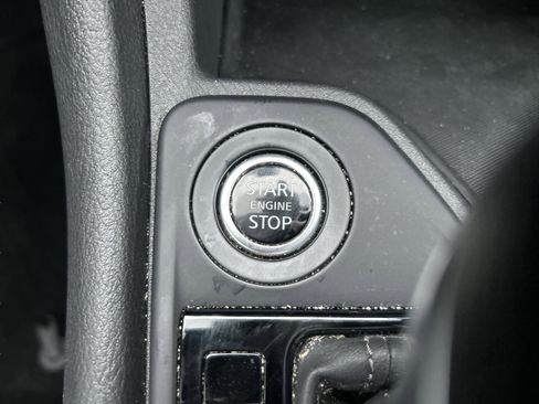 Used 2025 Nissan Sentra S image 21