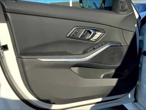 Used 2025 BMW 330i xDrive 330i xDrive w/ Premium Package image 10