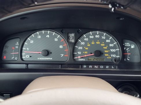 Used 1999 Toyota 4Runner Limited image 28