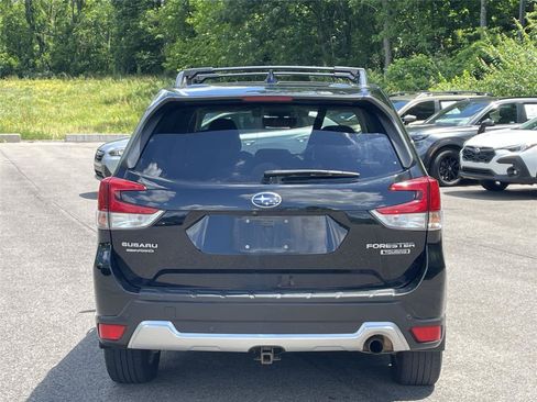 Used 2019 Subaru Forester Touring AWD/4WD image 4