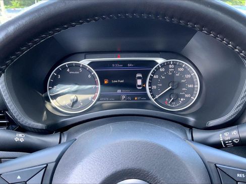 Used 2025 Nissan Sentra SV w/ All-Weather Package FWD image 17