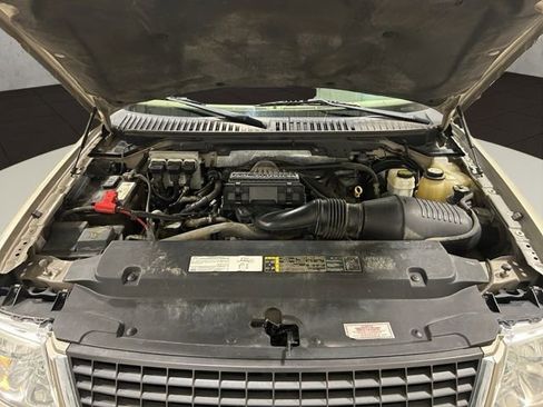 Used 2006 Ford Expedition XLT AWD/4WD image 27