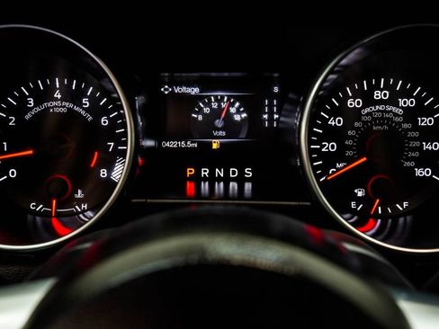 Used 2021 Ford Mustang GT RWD image 27