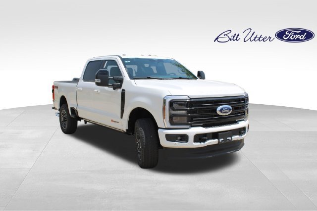 New 2026 Ford F250 Platinum AWD/4WD image 2