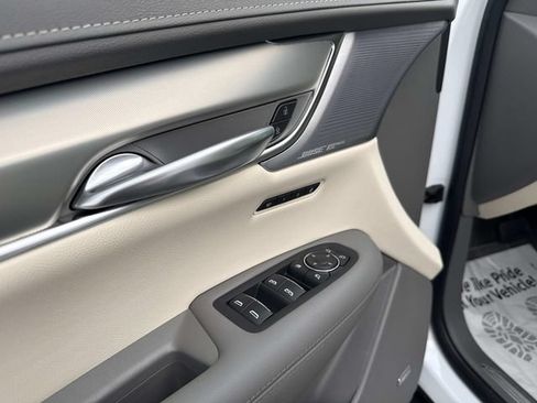 Certified 2023 Cadillac XT5 Premium Luxury AWD/4WD image 17