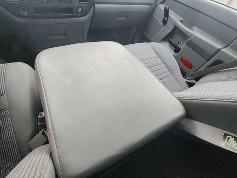Used 2008 Dodge Ram 1500 Truck ST w/ Popular Equipment Group RWD image 23