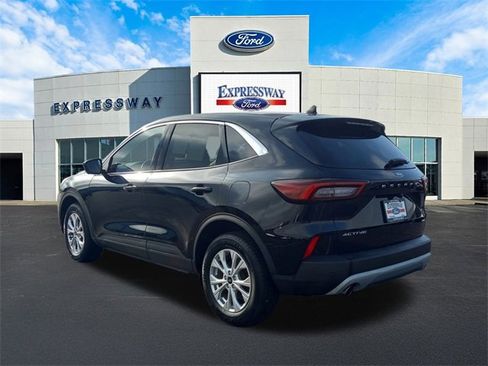 Used 2023 Ford Escape Active w/ Tech Pack #2 image 8