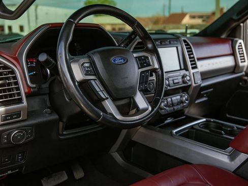 Used 2020 Ford F250 Platinum w/ FX4 Off-Road Package image 10