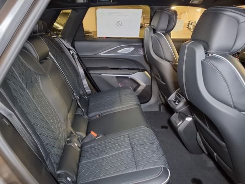 New 2026 Cadillac Lyriq V AWD/4WD image 6