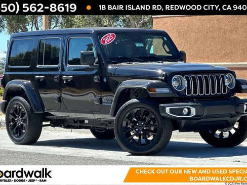 Used 2025 Jeep Wrangler Unlimited Sahara w/ Safety Group AWD/4WD image 1