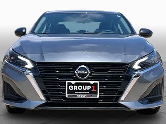 Used 2025 Nissan Altima 2.5 SV FWD video 3