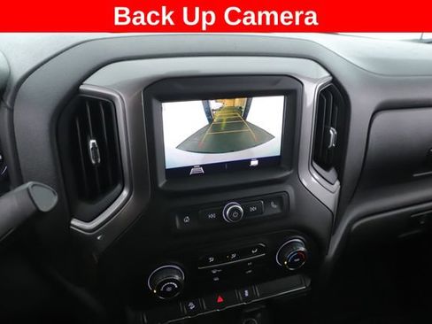 Used 2020 Chevrolet Silverado 1500 Custom Trail Boss w/ LPO, Dark Essentials Package AWD/4WD image 4