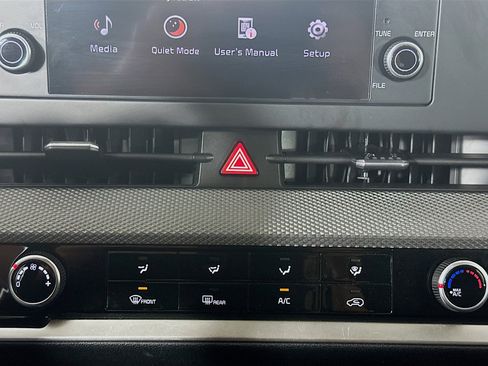 Used 2024 Kia Sportage LX image 22