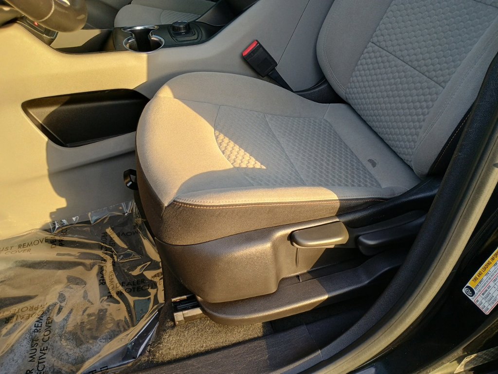 Used 2018 GMC Terrain SLE FWD image 12
