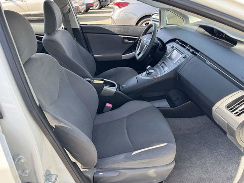 Used 2012 Toyota Prius Two image 12